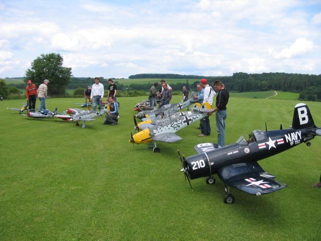 warbirdtreffen-parade (13).jpg